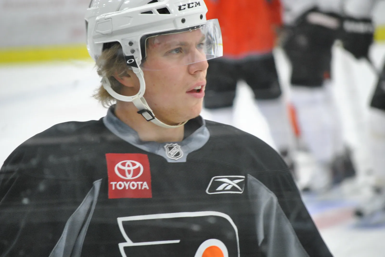 Erik Gustafsson (ice hockey, born 1988)