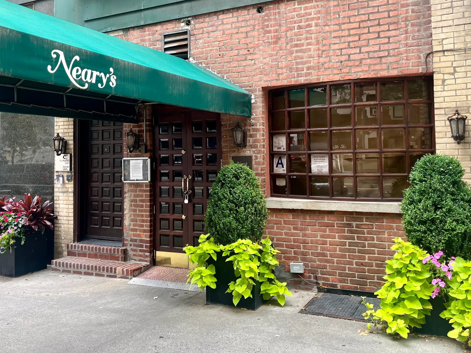 Neary's